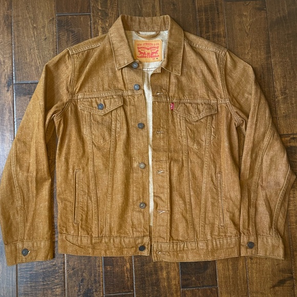 Vintage Levi Trucker Jacket - Picture 2 of 2
